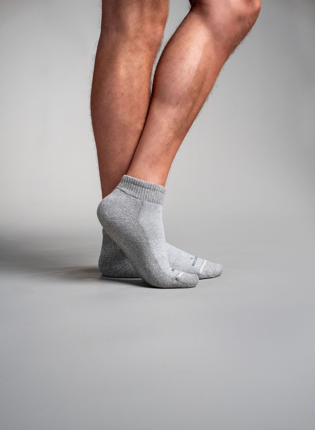 incrediwear-vereringe-sokid-hall-madalad-kuljevaates